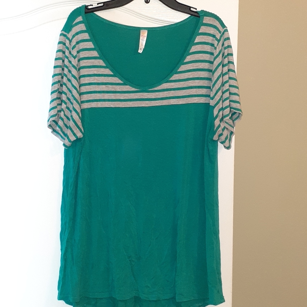 2xl LulaRoe shirt